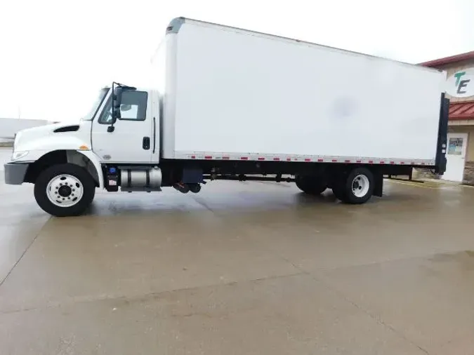 2018 International DuraStar 4300