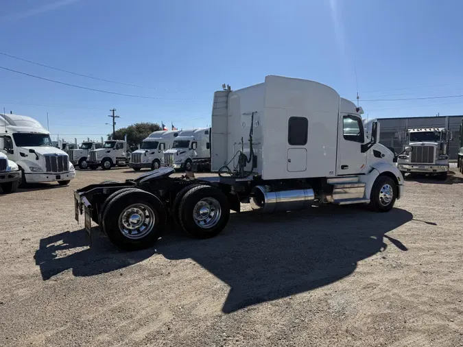 2022 Peterbilt 579