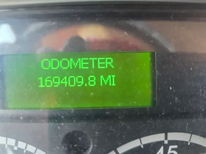 2016 FREIGHTLINER M2 106