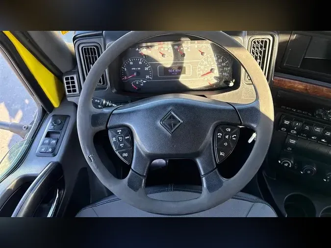 2018 INTERNATIONAL RH613