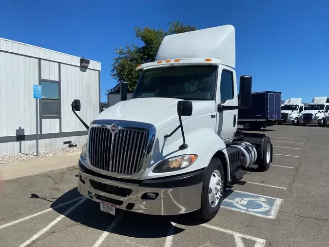2019 NAVISTAR INTERNATIONAL RH613 DAYCAB S/Af794e02f7772aa62561594850fcd5e44