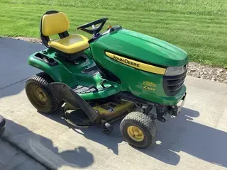 2010 John Deere X304