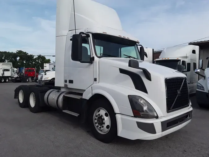 2018 VOLVO VNL64TRACTORf796ba1f5beb4de03ef5743dbb36c66f