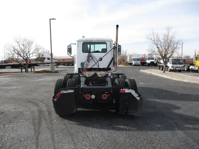 2015 MACK TRUCKS, INC. CHU600