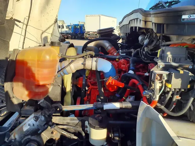 2019 NAVISTAR INTERNATIONAL MV607 (4X2)