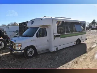 2016 FORD E450