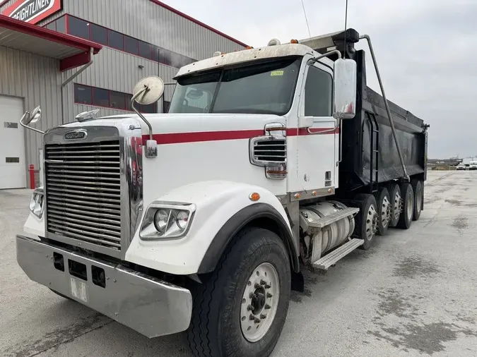 2017 Freightliner 122SD