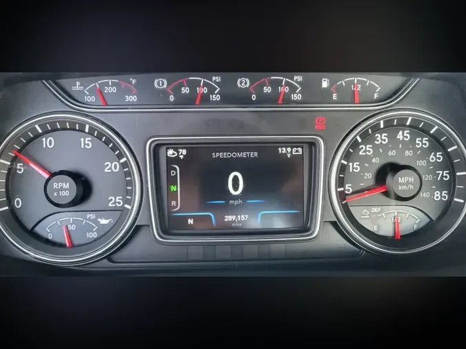 2019 NAVISTAR INTERNATIONAL LT625 DAYCAB T/A