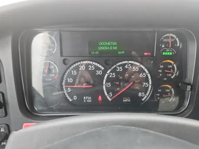 2019 FREIGHTLINER M2 106
