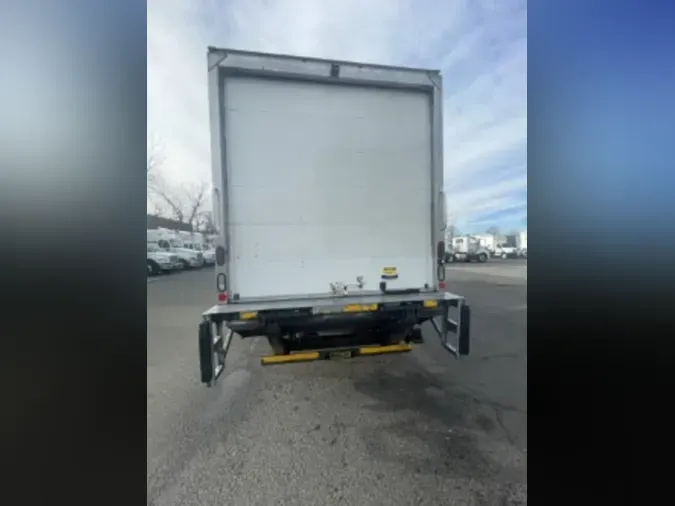 2019 NAVISTAR INTERNATIONAL 4300 SBA