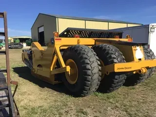 2020 JOHN DEERE 2412DE