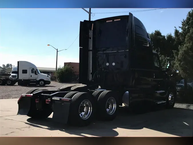 2022 INT LT625 6x4