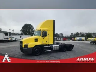 2022 MACK AN64T