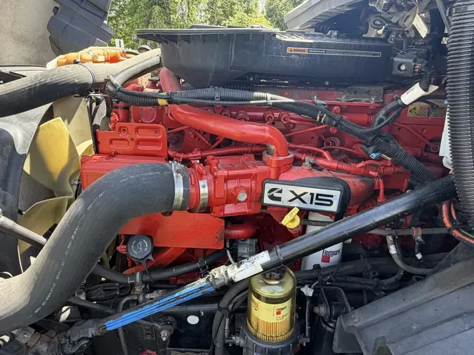 2022 International LT625