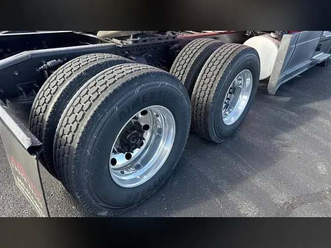 2019 FREIGHTLINER CASCADEVO1