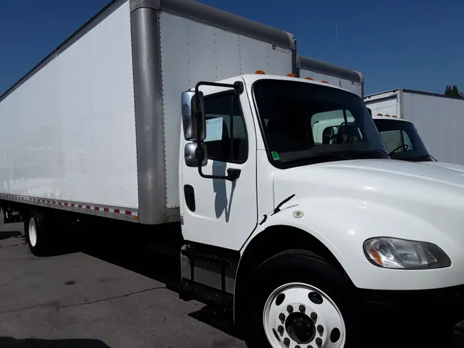 2017 FREIGHTLINER/MERCEDES M2 106