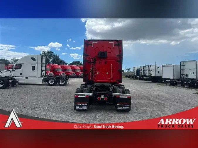 2022 FREIGHTLINER CA126