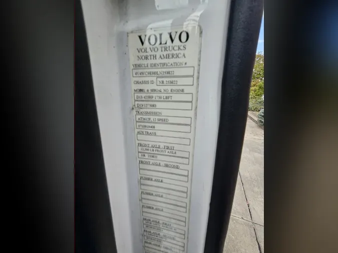 2020 VOLVO VNR64T300f7bb45155eefeb54ddb5172d52327702