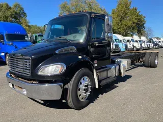 2017 FREIGHTLINER/MERCEDES M2 106