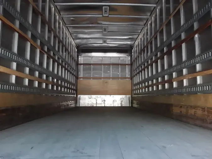 2019 FREIGHTLINER/MERCEDES M2 106