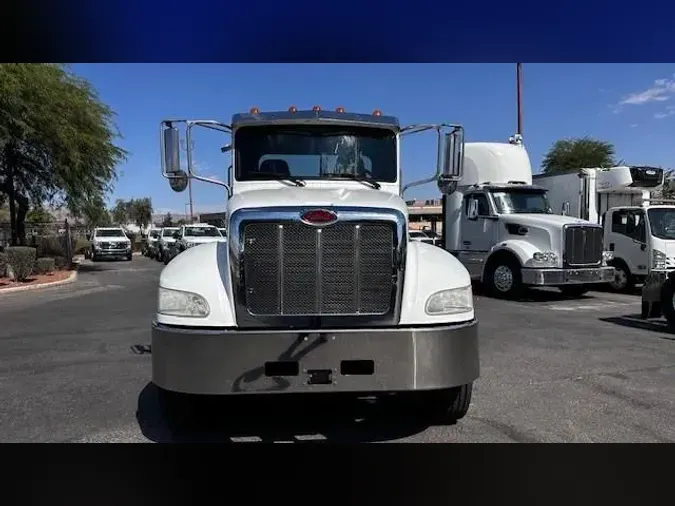 2018 Peterbilt 337