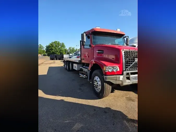2006 VOLVO VHD104B200f7c221fe8be19cf7d11d62ccbc8728f7