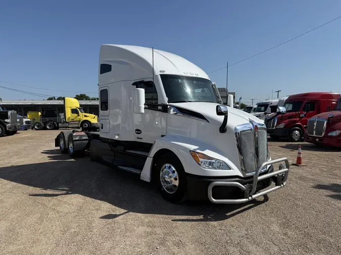 2023 Kenworth T680