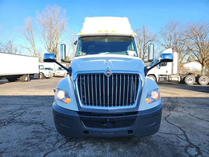 2019 NAVISTAR INTERNATIONAL LT625 SLPR CAB