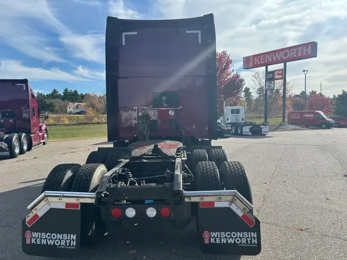 2022 Kenworth T680f7cbecd5db6dc6aa702f944eb63b9f78