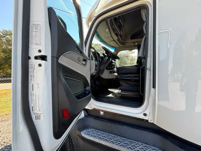 2023 Peterbilt 579f7cd101a92b4544c7eb04b130a2fa764