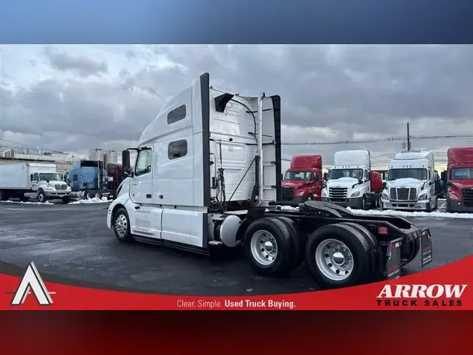 2021 VOLVO VNL64T760