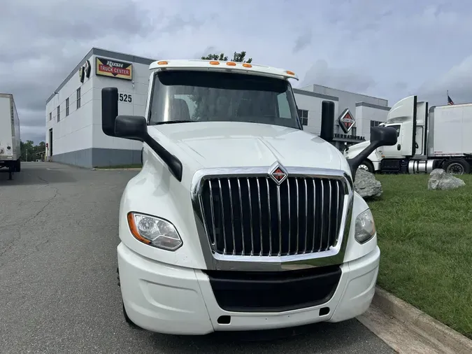 2024 International LT625f7d28387a9ccd7afb47bc45b95932e7f
