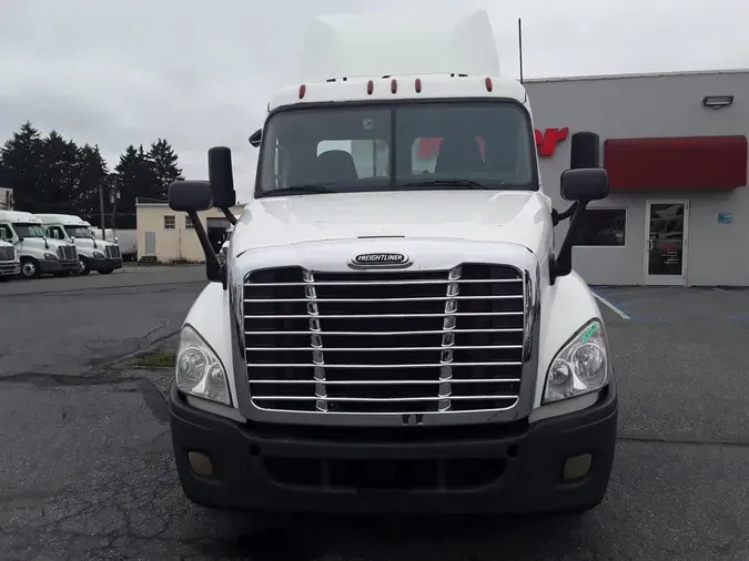 2019 FREIGHTLINER/MERCEDES CASCADIA 125f7d713f1e40ddc456594d43f0c7ea0c5