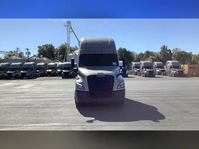 2024 Freightliner Cascadia 126