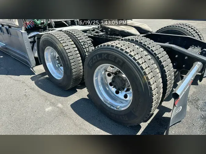 2023 Freightliner Cascadia