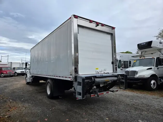 2019 FREIGHTLINER/MERCEDES M2 106