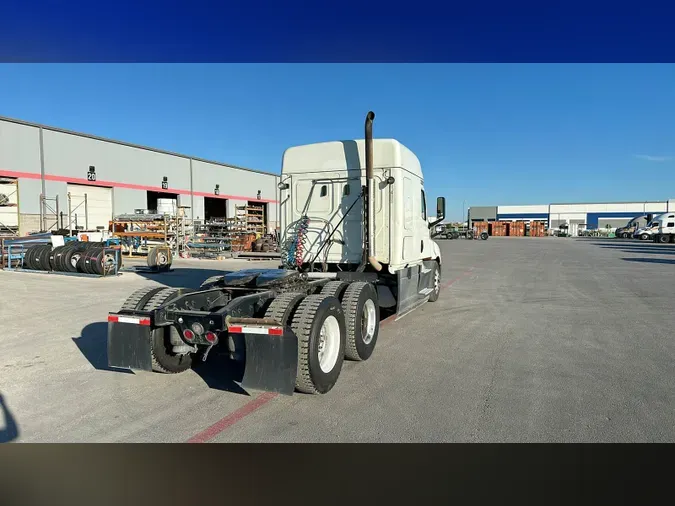 2020 Freightliner Cascadia