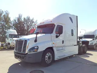 2020 FREIGHTLINER/MERCEDES CASCADIA 125