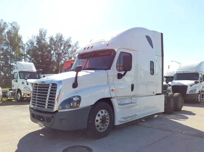 2020 FREIGHTLINER/MERCEDES CASCADIA 125f7dc9ef79db3b89f78154805061b994f