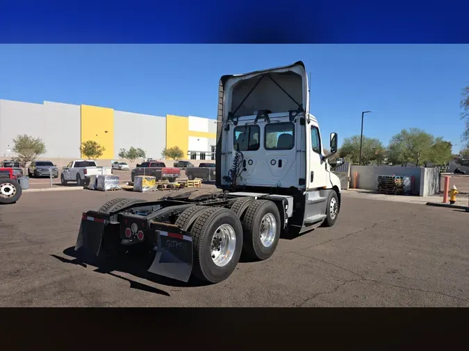2020 Freightliner Cascadia 126f7dd1d3a6af11b7b3f7aa941b3d271a3
