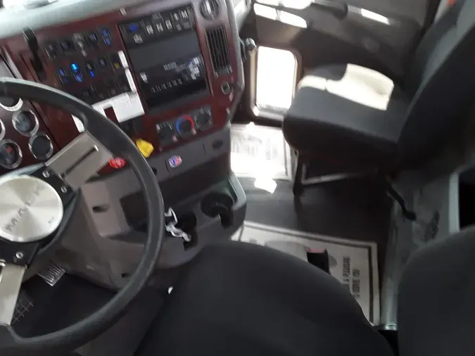 2018 MACK TRUCKS, INC. CHU613