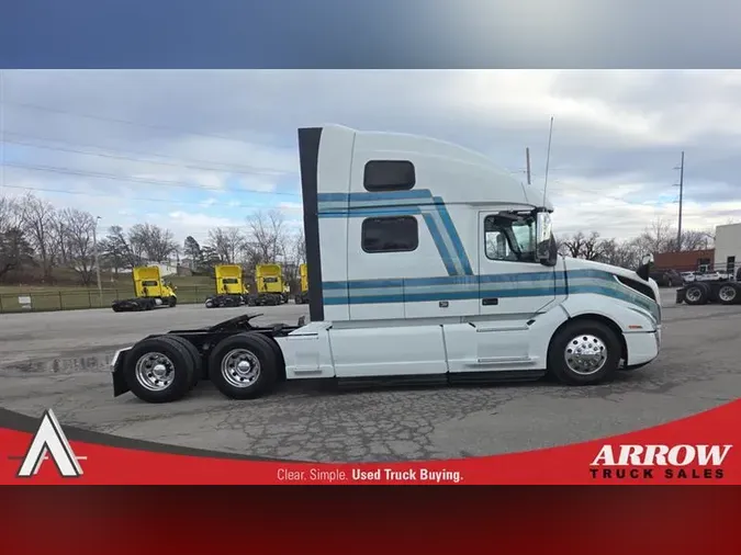 2022 VOLVO VNL64T860