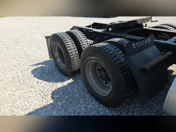 2018 Volvo VNL 740