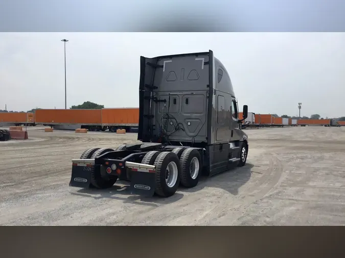 2024 Freightliner Cascadia