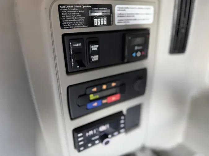 2023 International LT625