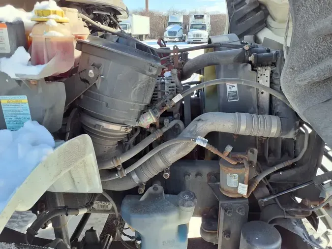 2020 FREIGHTLINER/MERCEDES M2 106