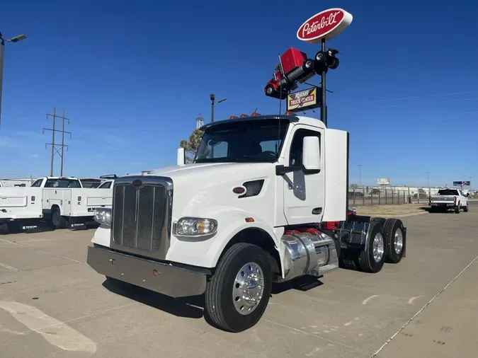 2022 Peterbilt 567