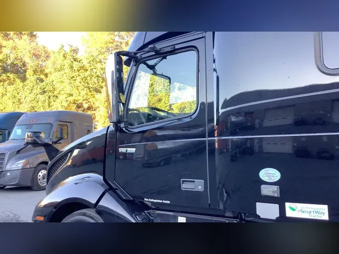 2023 Volvo VNL860