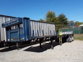 2015 GREAT DANE TRAILER FLATBED/STAKE