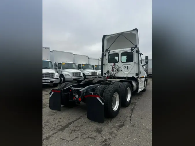 2019 FREIGHTLINER/MERCEDES NEW CASCADIA PX12664